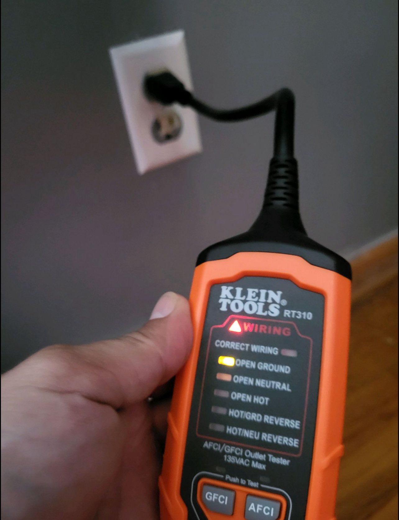 Electrical outlet test